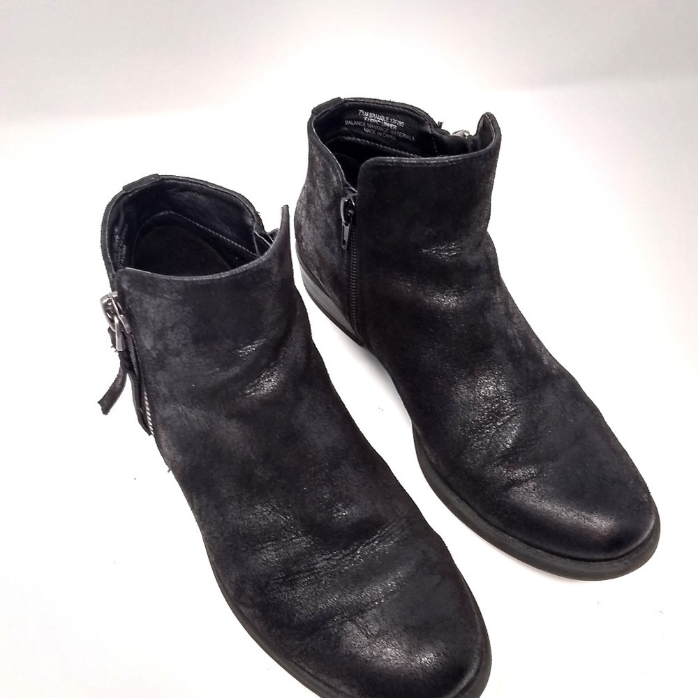 Madeline girl bramble booties, 7.5M